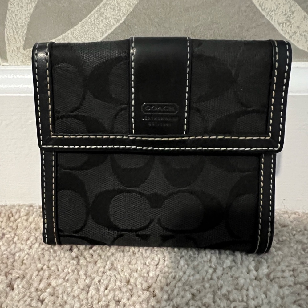 Coach - Black Signature double snap wallet w/Leather trim